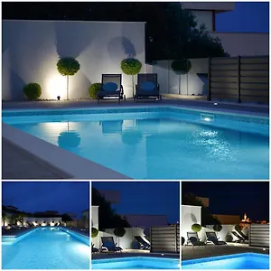 Apartament Vrania, Seget Vranjica